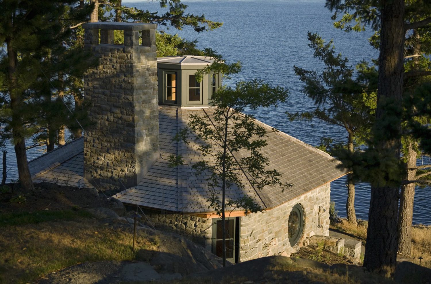 Residence on Salt Spring Island RAMSA Houses