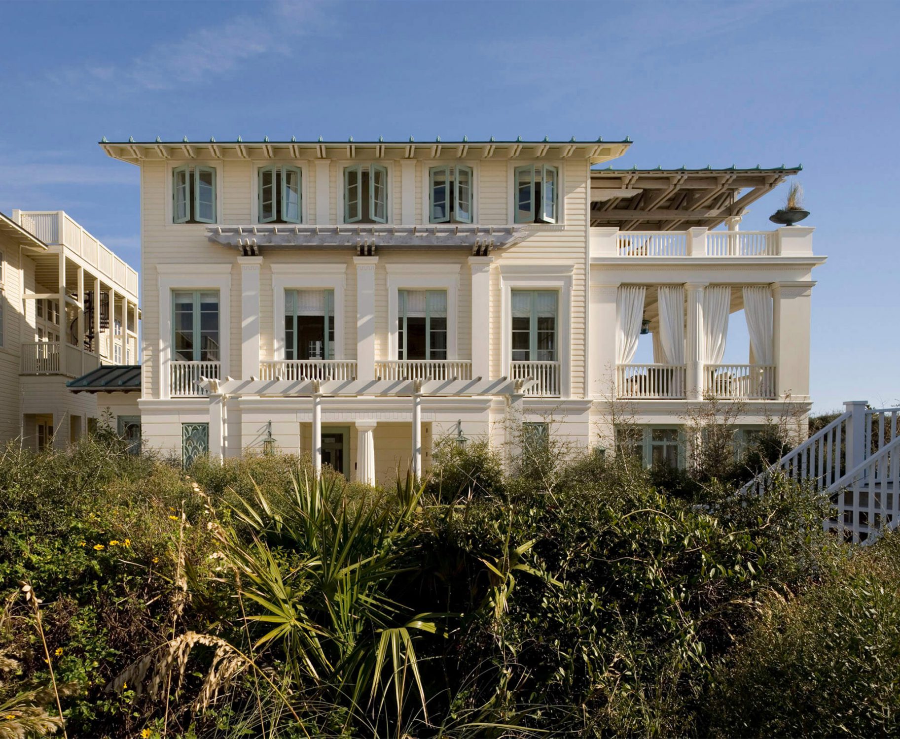 Robert A.M. Stern Architects (RAMSA) with Builder Partners